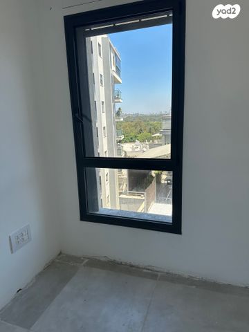 דירה, חרוזים, רמת גן