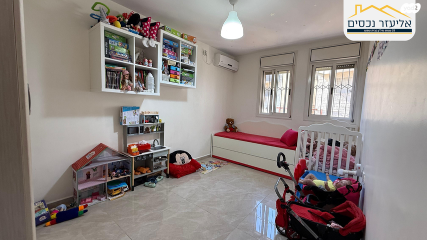 דירה, הושע הנביא 21, בית שמש