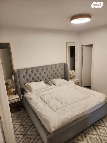 גג/ פנטהאוז, גדעון האוזנר 5, רמות הרכס, באר שבע