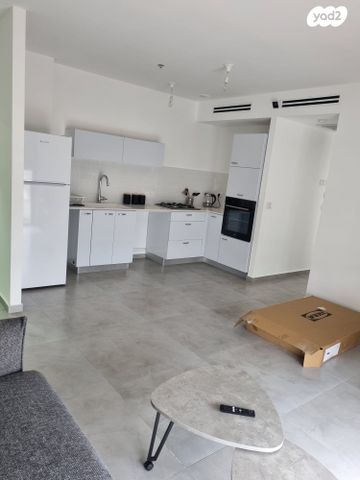 דירה, ישראל בן ציון, דרום מערב ותיק, בת ים