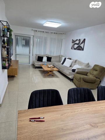 דירה, הנשיאים, רמת אשכול, מגדל העמק