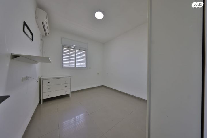 דירה, מנחם בגין, נווה גנים, קרית מוצקין