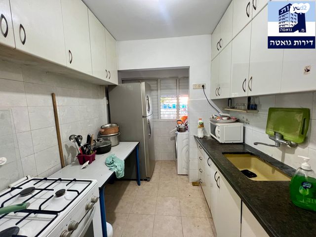 ד"ר וייסבורג 