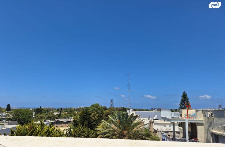 בית פרטי/ קוטג', גולן, רמת השרון