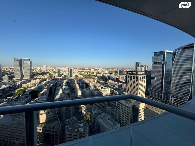 דירה, גרציאני יצחק, גני שרונה, קרית הממשלה, תל אביב יפו