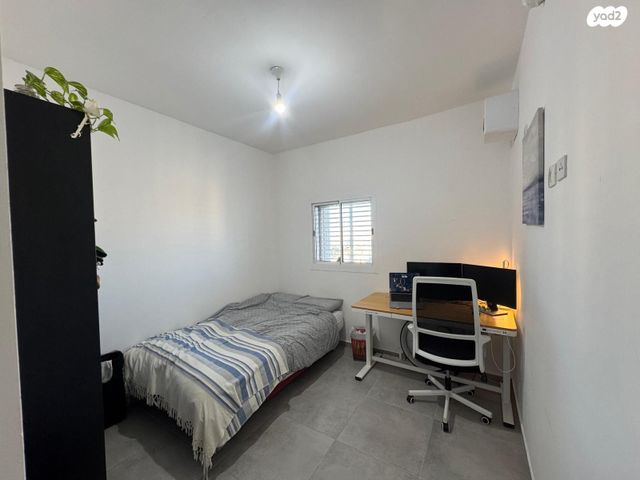 דירה, גרציאני יצחק, גני שרונה, קרית הממשלה, תל אביב יפו