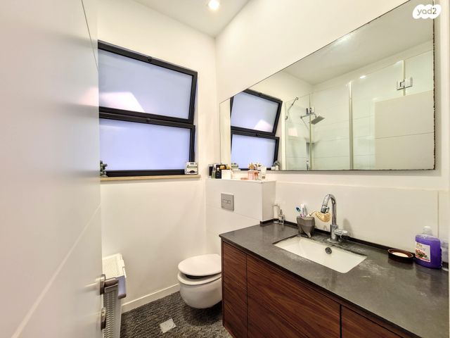 בית פרטי/ קוטג', קרית הפרחים - 2005, רעננה