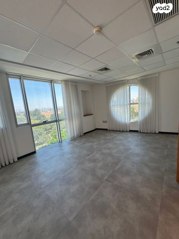 בניין משרדים, הברזל, עתידים, אזור התעסוקה רמת החייל, תל אביב יפו