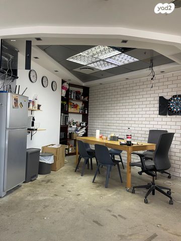 משרדים, בורסה, רמת גן