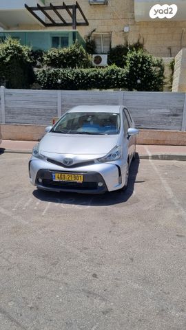 מודעת רכב טויוטה פריוס פלוס