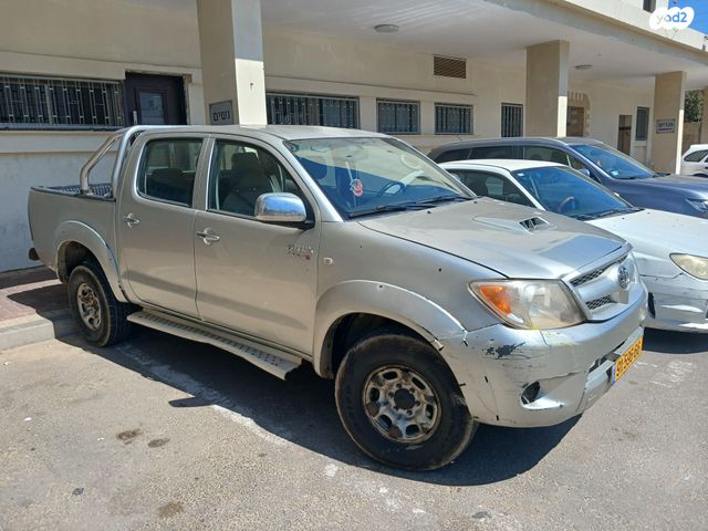 היילקס ויגו 4X4 אוט׳ דאבל קבינה 5 מק 4 דל 3.0 (171 כ״ס)