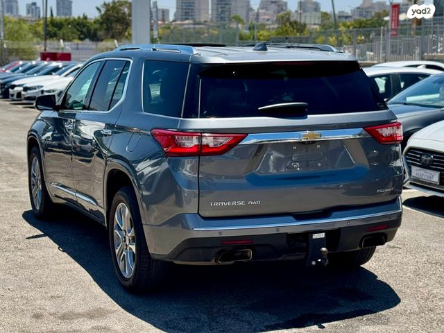 שברולט טראוורס