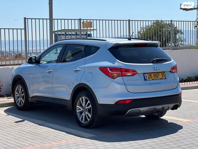 יונדאי סנטה פה