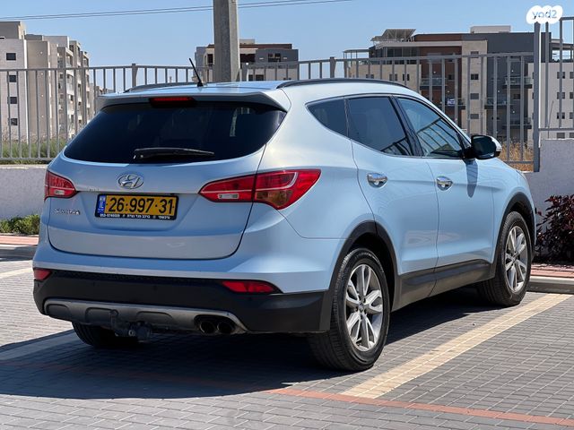 יונדאי סנטה פה