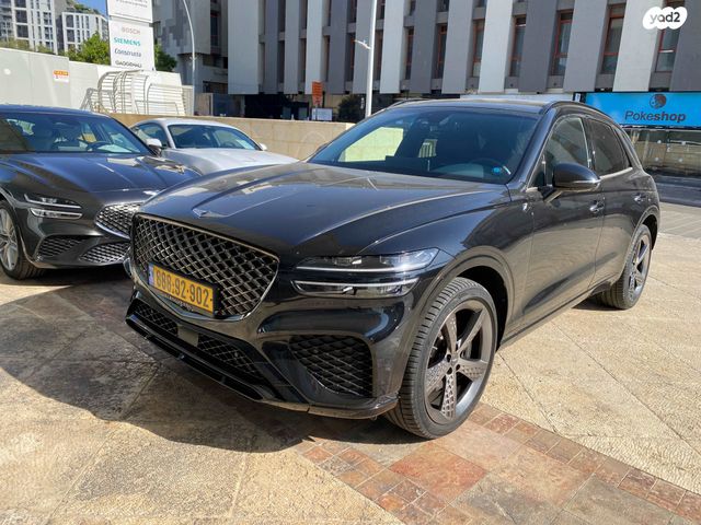 מודעת רכב ג'נסיס GV70