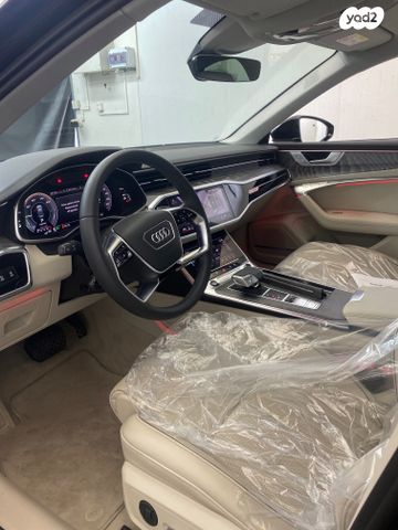 אאודי A6