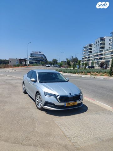 סקודה אוקטביה