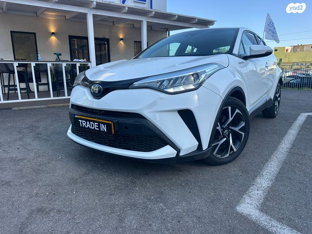 מודעת רכב טויוטה C-HR 1