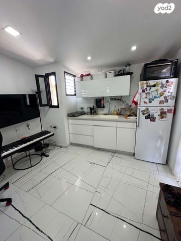 גג/ פנטהאוז, חפר 5, התקוה, בית יעקב, נווה צה"ל, תל אביב יפו