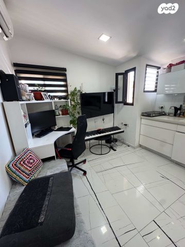 גג/ פנטהאוז, חפר 5, התקוה, בית יעקב, נווה צה"ל, תל אביב יפו