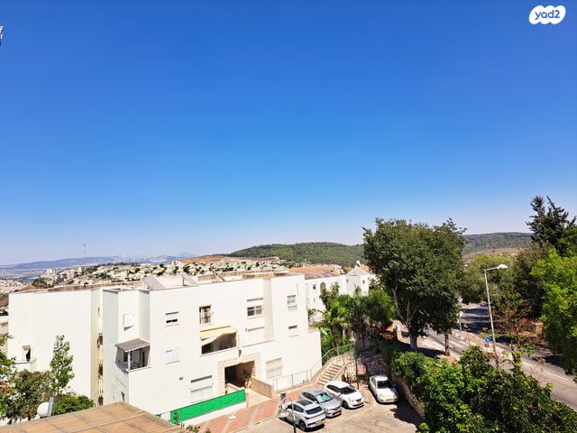 דירה, גבעת יערה, יקנעם עילית