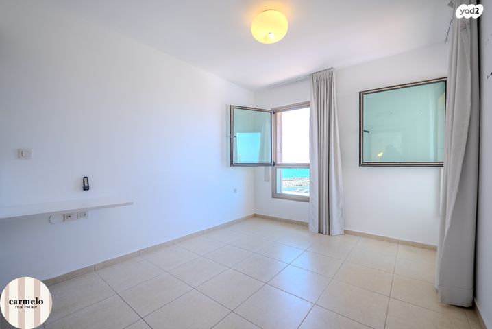 דירה, הרצליה