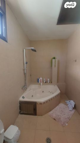 בית פרטי/ קוטג', נוף הגלעד, בית שאן