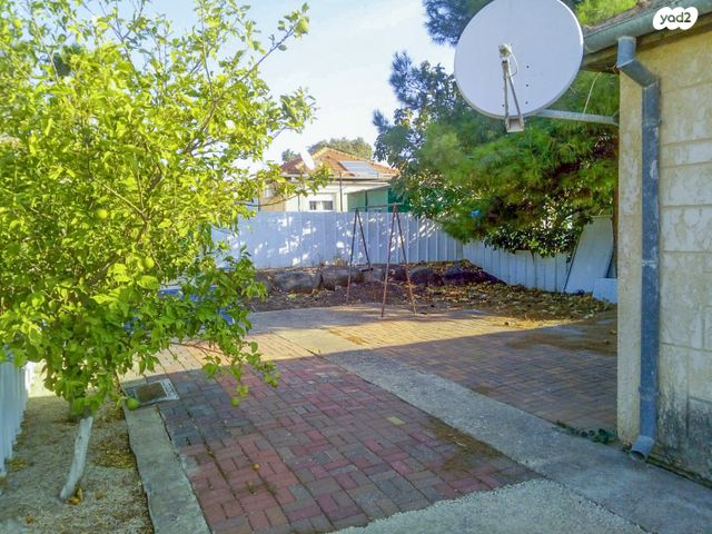 דו משפחתי, יבנאל 3, אפק, קצרין