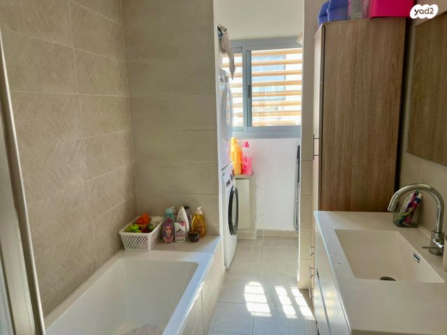 דירה, אחוזה, רעננה