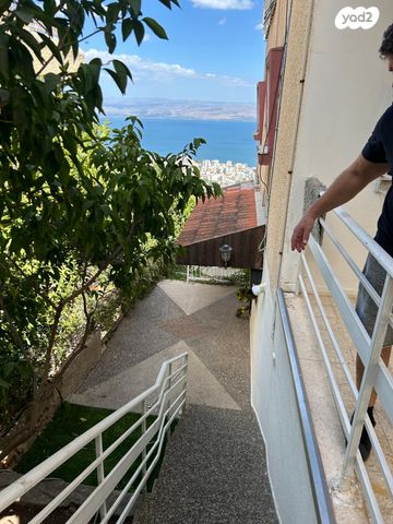 דו משפחתי, בן גוריון, טבריה