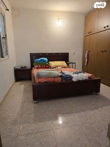 דירת גן, ערד