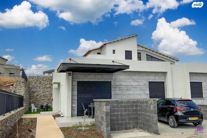 דו משפחתי, בני יהודה 14, קצרין