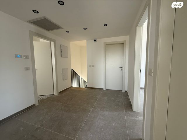 גג/ פנטהאוז, כרמי הנדיב, אחוזת רוטנר, קרית מלאכי