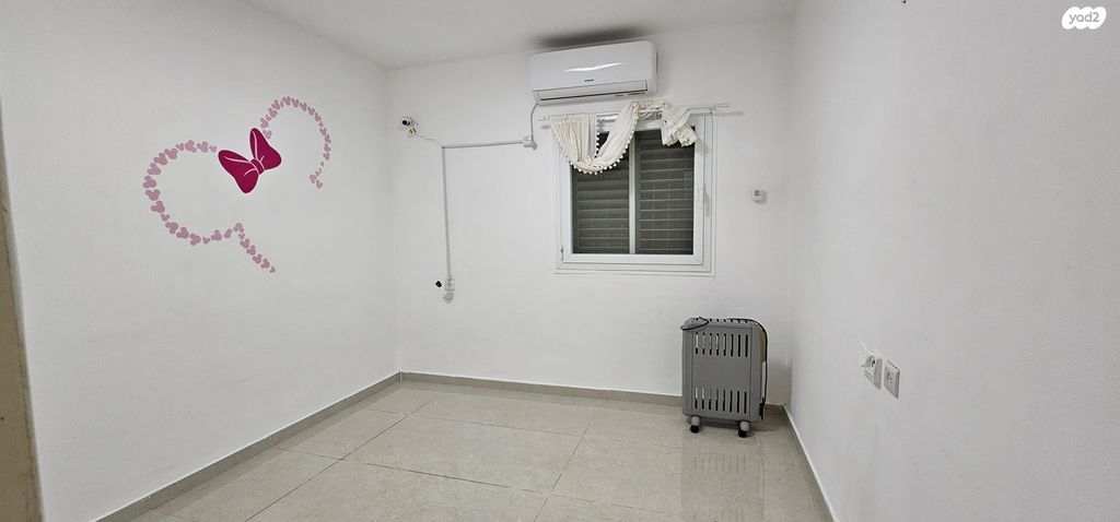 דירת גן, הראשונים, שלומי