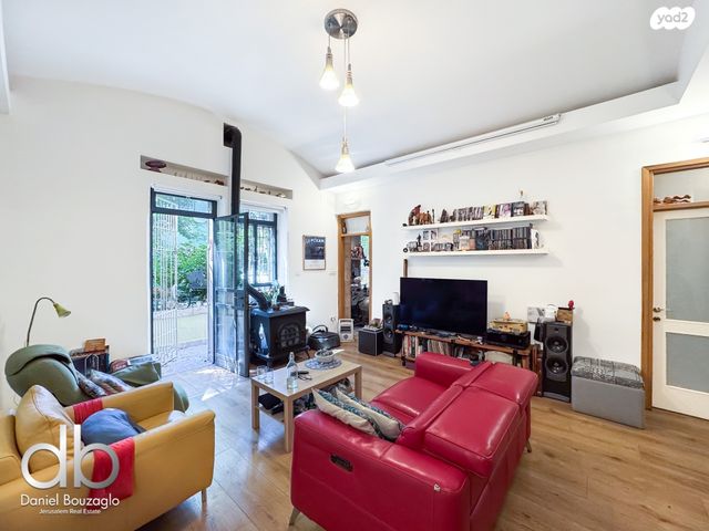 דירת גן, טלביה, קוממיות, ירושלים