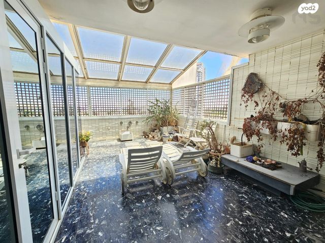 גג/ פנטהאוז, בזל, שכונה א', באר שבע