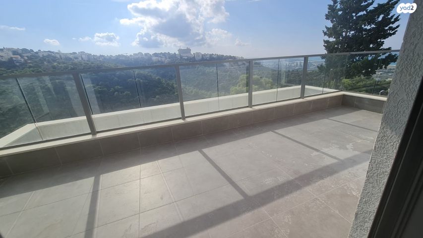 דירה, כרמליה, חיפה