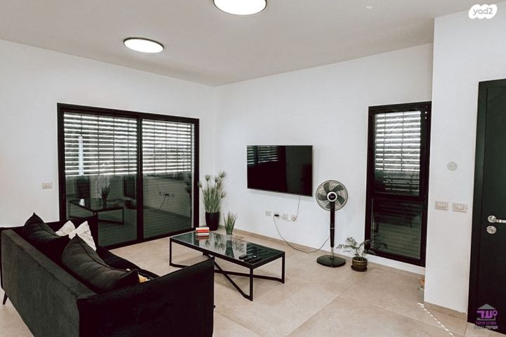 דו משפחתי, בני יהודה 14, קצרין