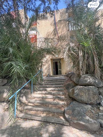 דירה, טיילת גמלא, קצרין