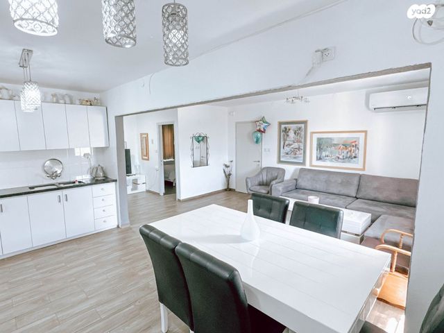 טיילת נווה 1