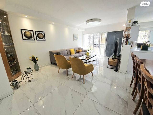 דירה, המצביאים 3, נאות יצחק, לוד