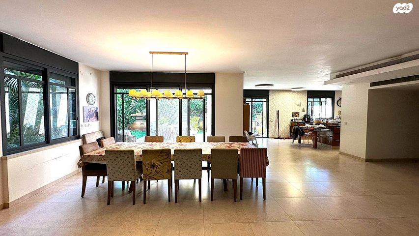 בית פרטי/ קוטג', האירוס, מתחם 19 - 20 (מתחם הפרחים), הוד השרון