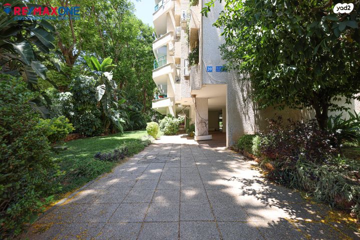 דירה, סוקולוב 20, ארלוזורוב, כפר סבא