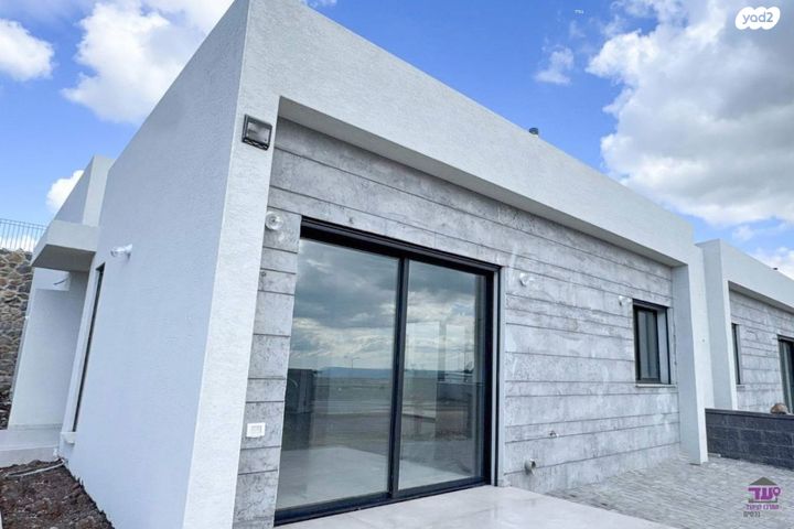 דו משפחתי, בני יהודה 14, קצרין