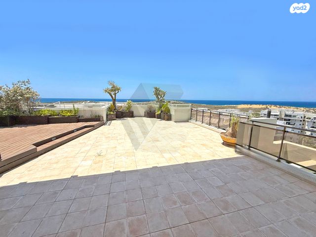 אזורי חן, גימל החדשה