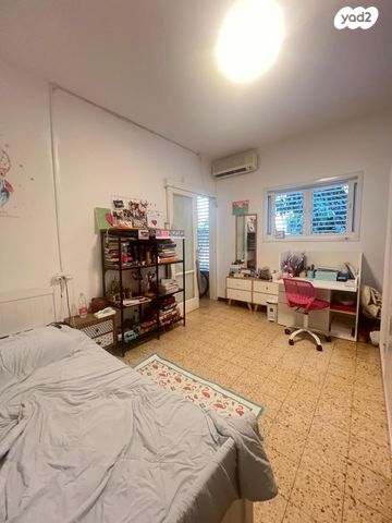 דירה, גוש עציון, הל"ה, גבעתיים