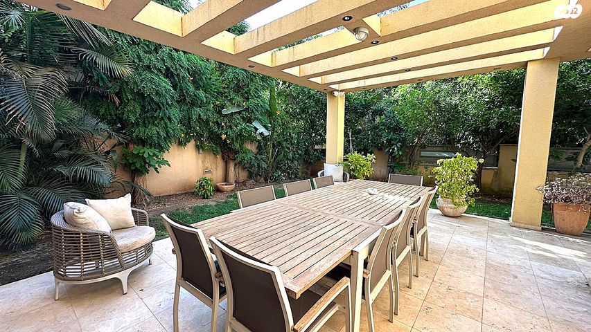 בית פרטי/ קוטג', האירוס, מתחם 19 - 20 (מתחם הפרחים), הוד השרון