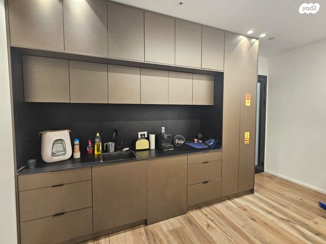 בית פרטי/ קוטג', בני בנימין, גלי הים, נתניה