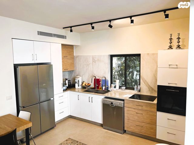 דירת גן, הל"ה, קטמון הישנה, ירושלים