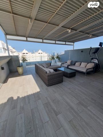 דופלקס, שמעון בן צבי, גבעתיים